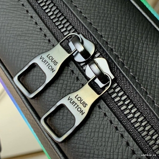 WIS Vuitton SOFT Louis MINI TRUNK 0224